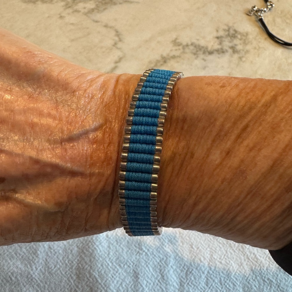 Links Of London Blue and Silver Beaded Bracelet with Flexible Design